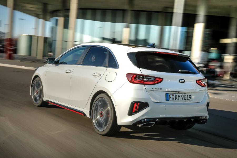  Kia Ceed GT 2018 года  (WW) (фото 43 из 51)